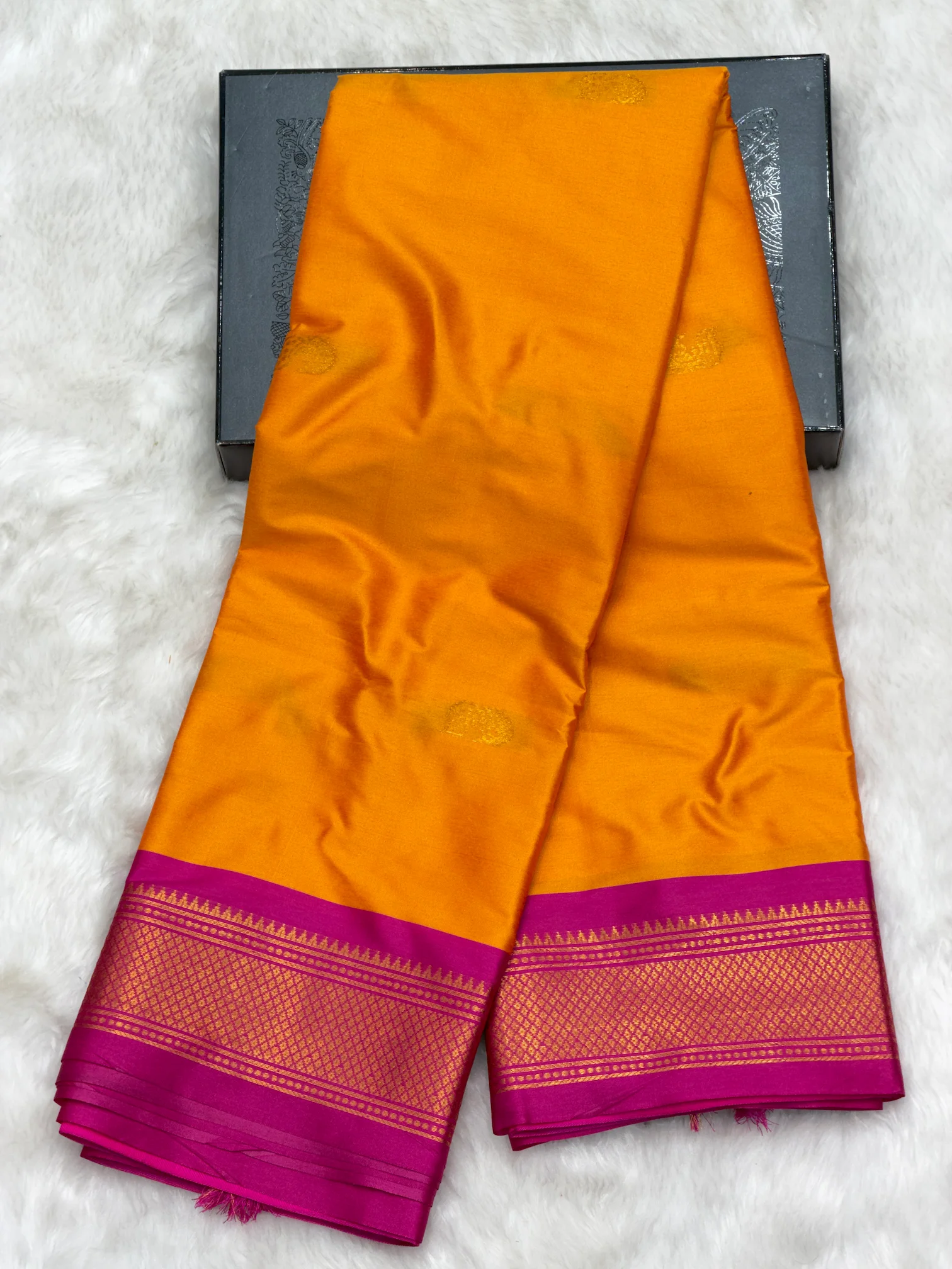 Sico Paithani Mango F01
