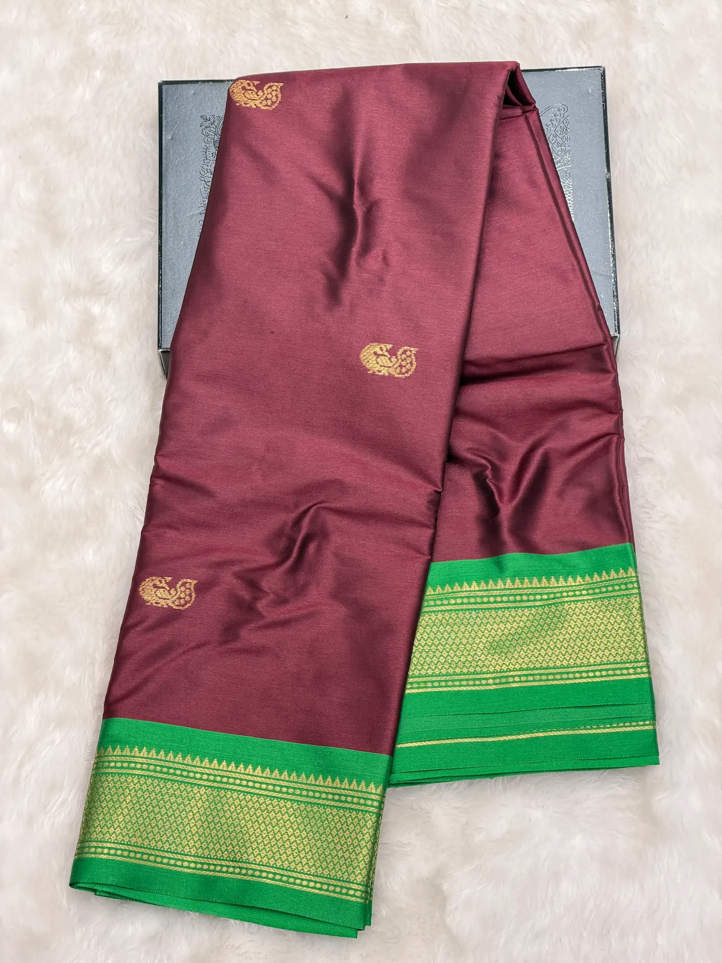 Sico Paithani Chocolaty F01