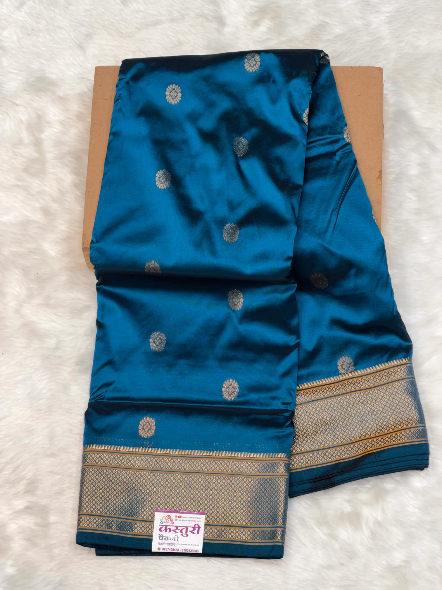 Semi Silk Kadiyal Morpankhi Paithani A01