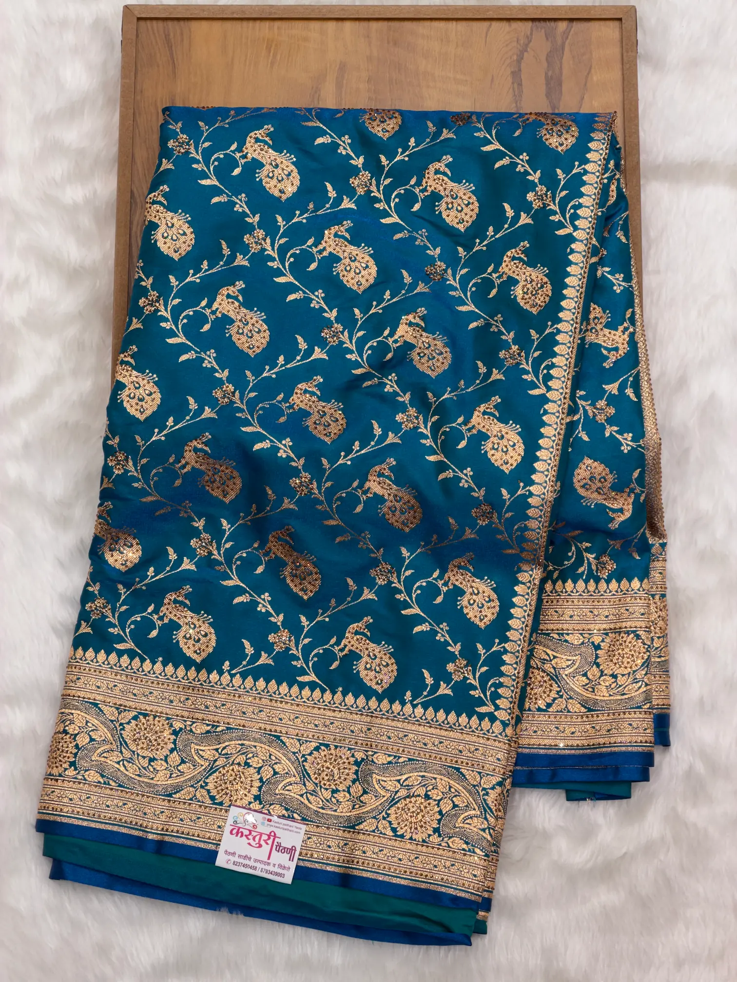 Banarasi Shalu Saree Morphankhi J01