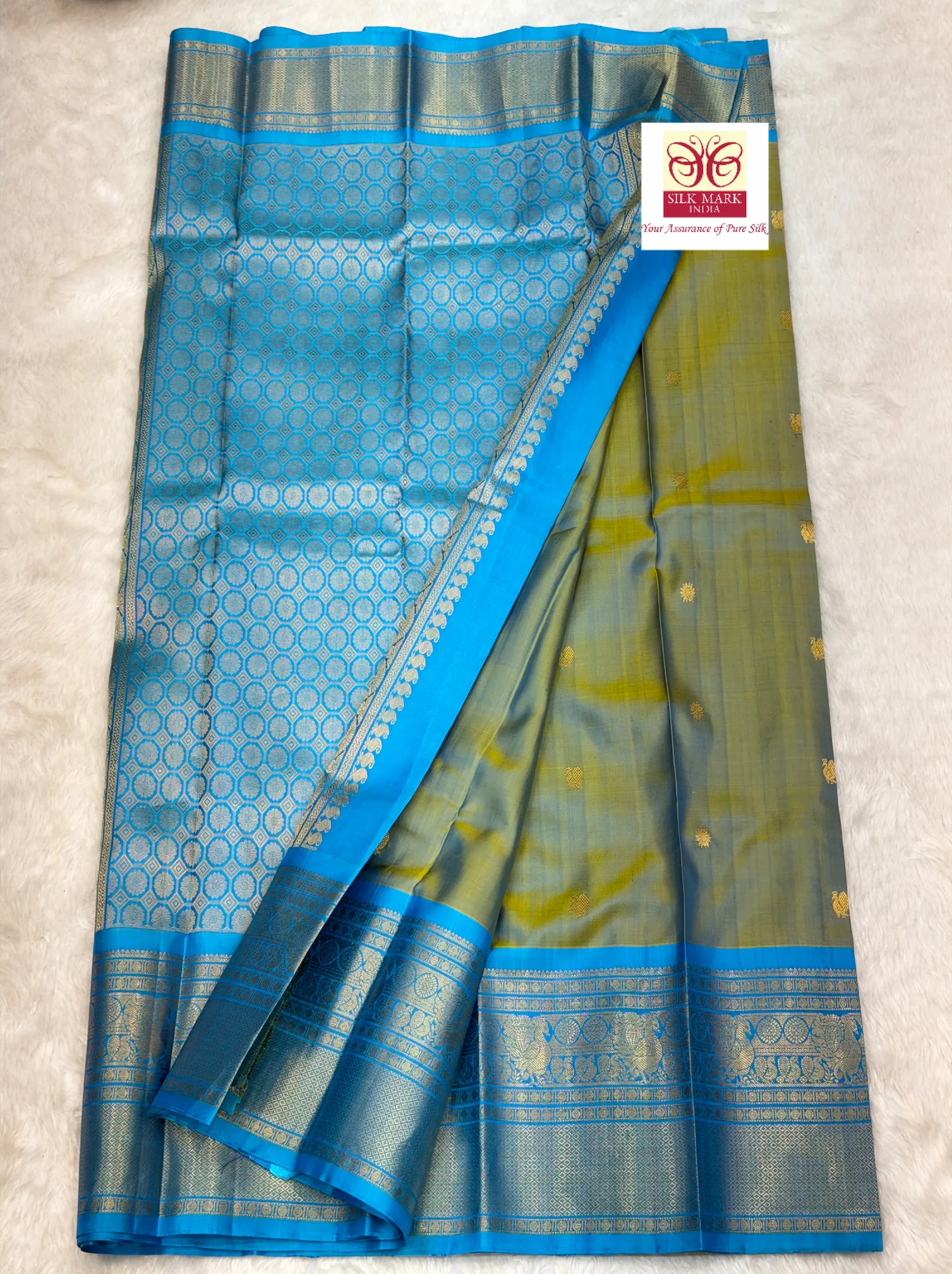Pure Silk Handloom Gadwal Saree Mehandi M01