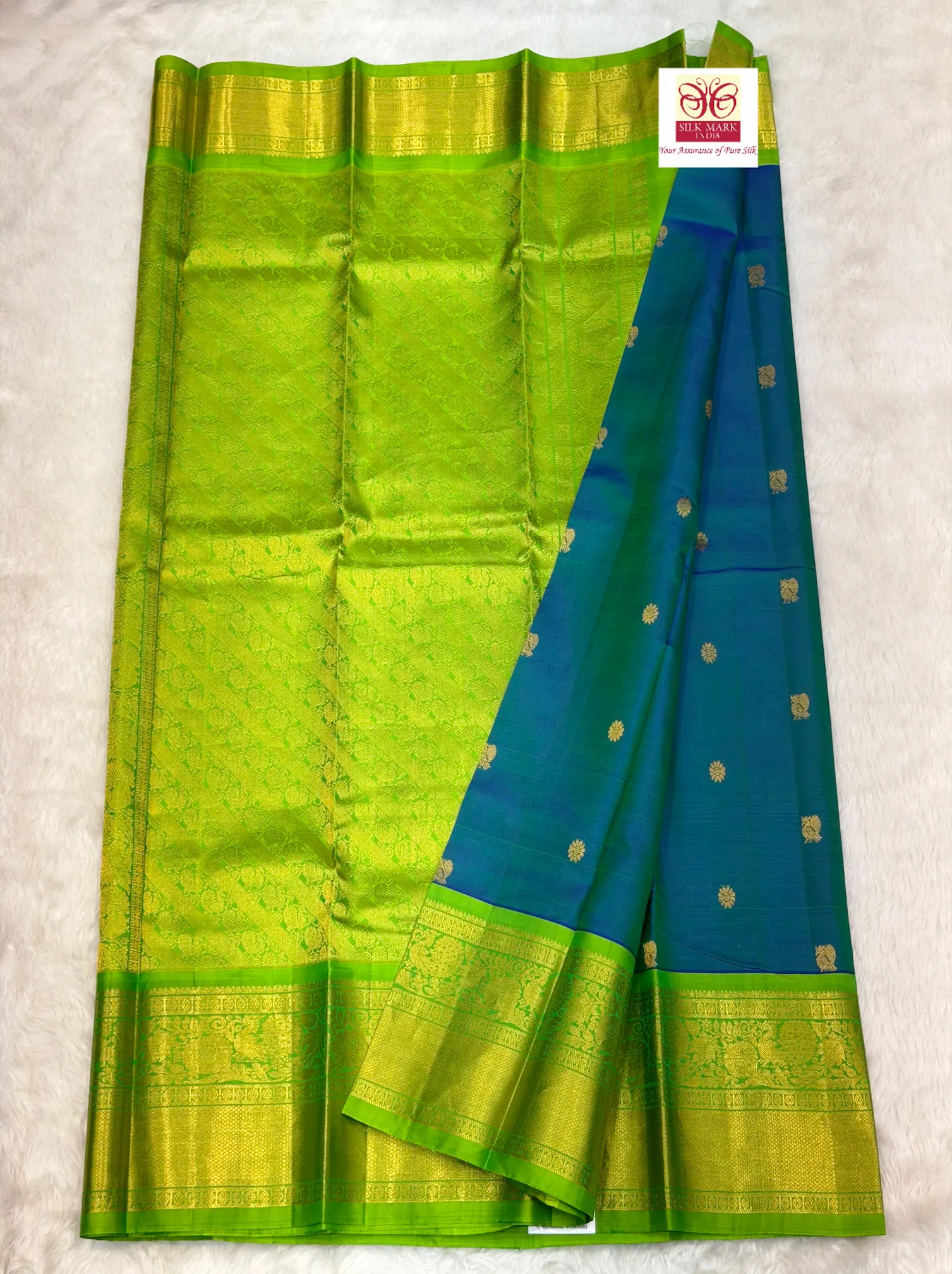 Pure Silk Handloom Gadwal Saree Morphankhi  M01