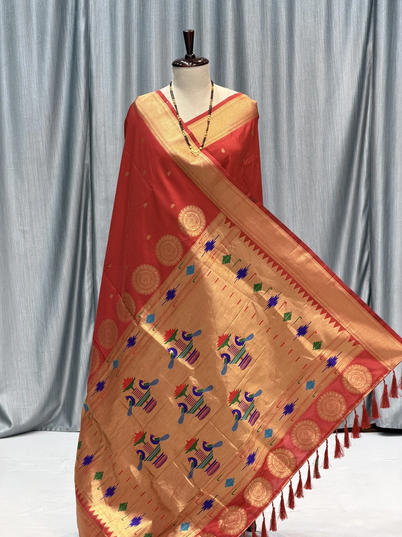 Self 14 Peacock Pallu Paithani Red K12