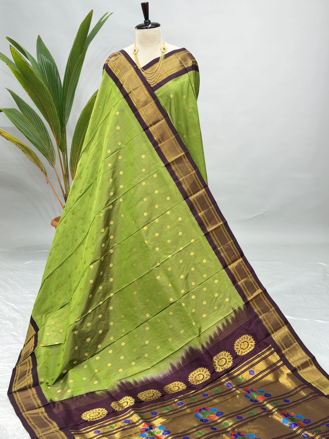 Pure Silk Handloom Kalanjali Paithani Mehandi H13